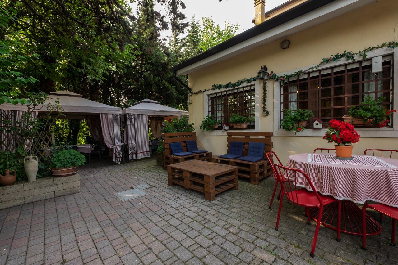 Ai Due Pini B&B Pescantina Exterior foto